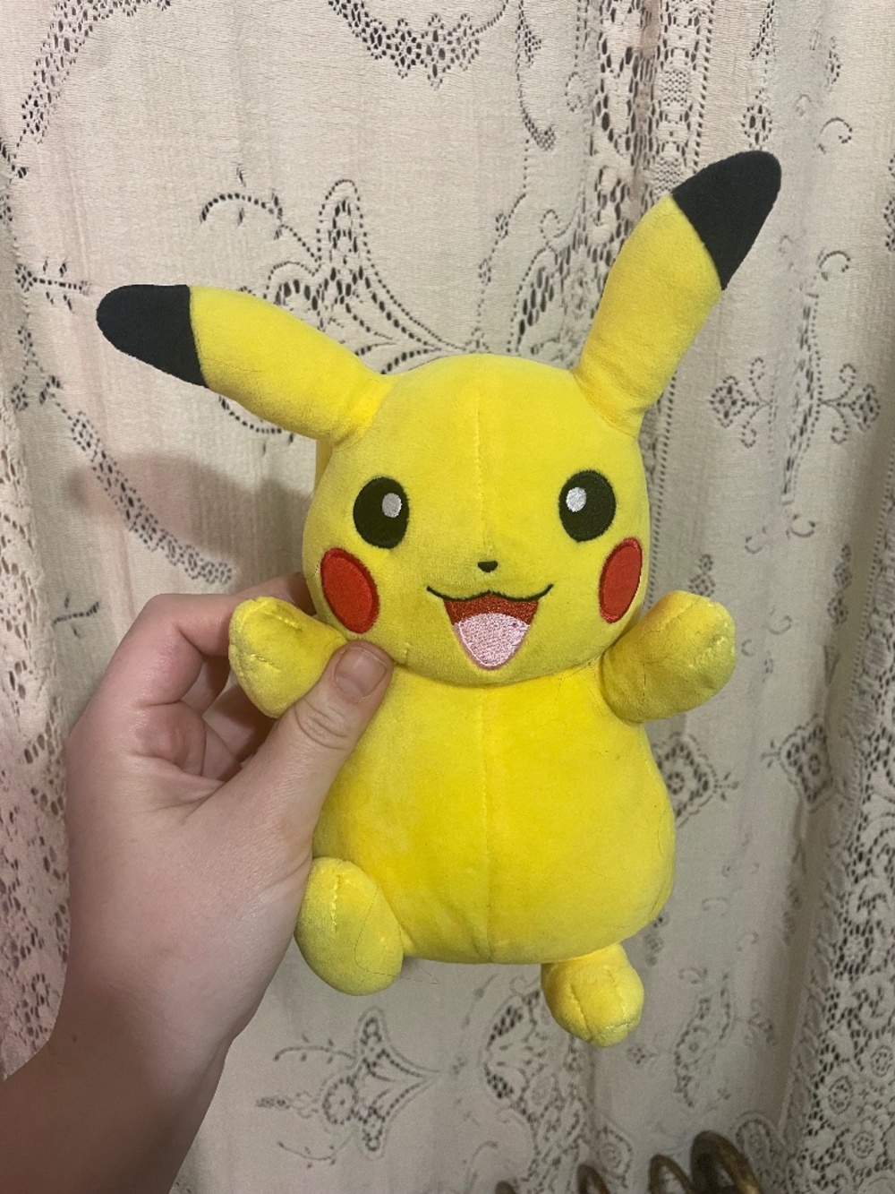 Pokémon: Pikachu plush toy